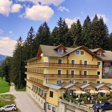 Liebesnesterl Bergwirt - Boutique Hotel Koeflach Exterior photo